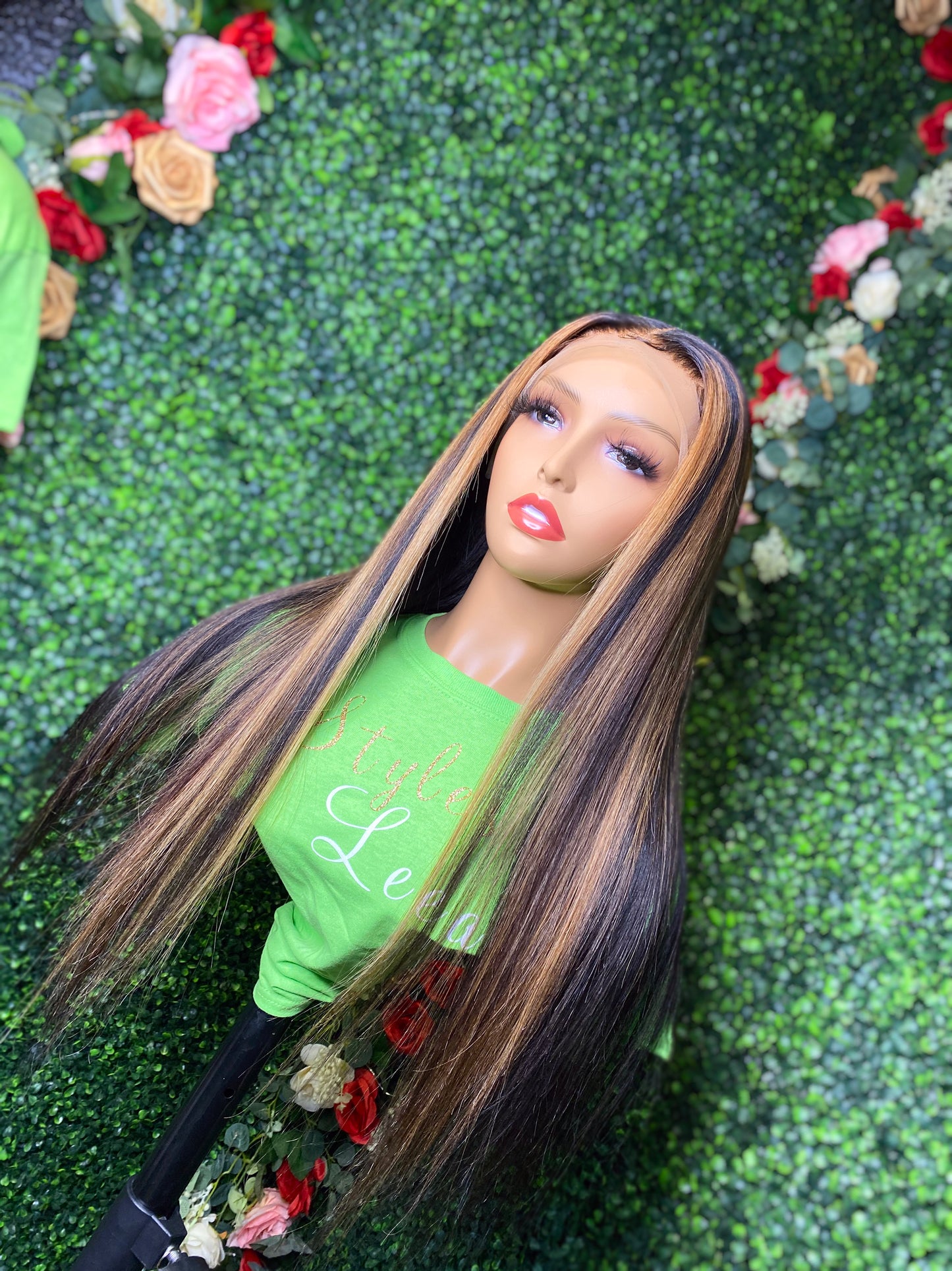 HIGHLIGHTS FRONTAL WIG 22 INCH