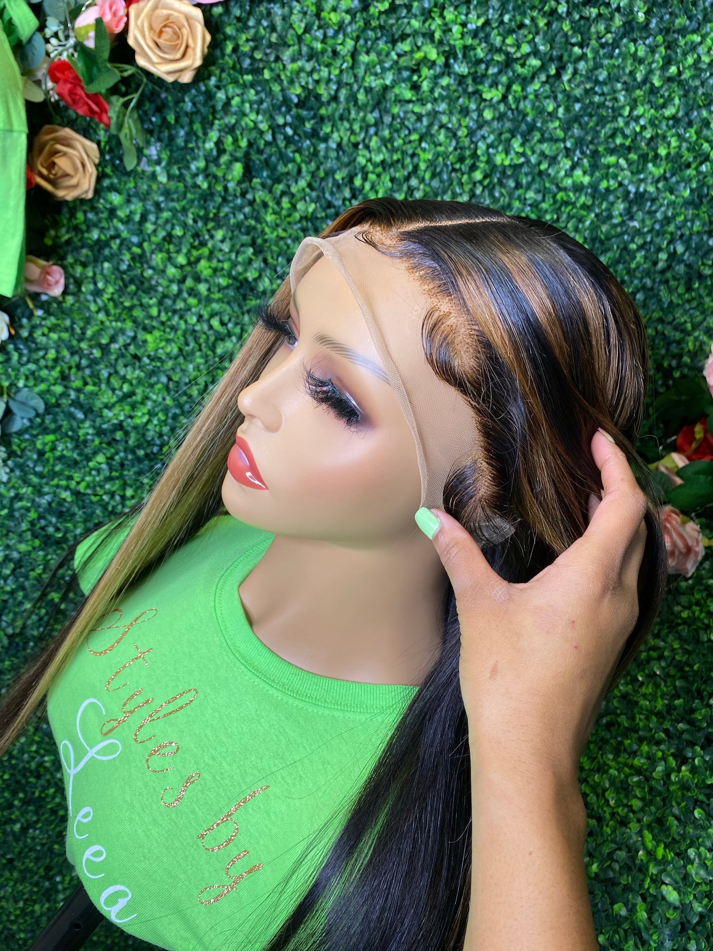 HIGHLIGHTS FRONTAL WIG 22 INCH
