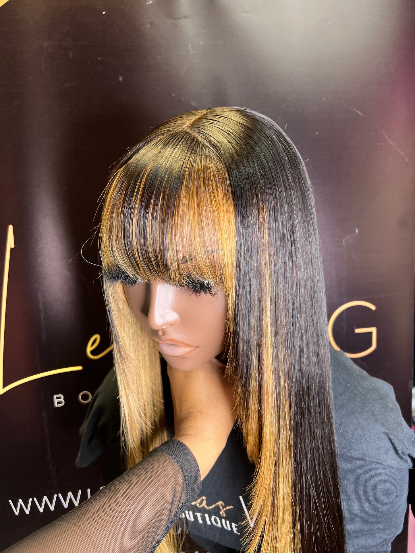 BANG STYLE 4x4 LACE CLOSURE BLONDE/NATURAL BLACK WIG