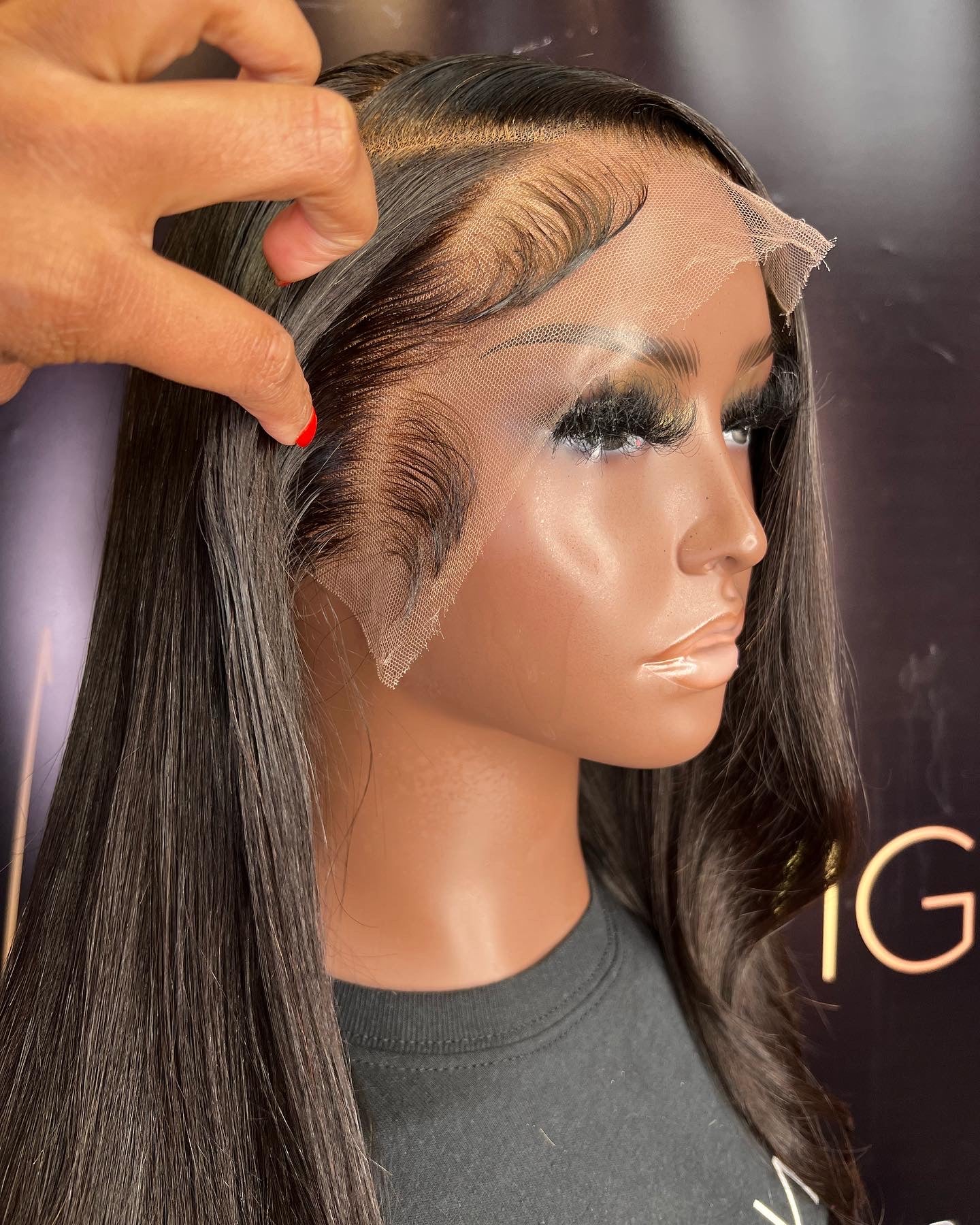 28 INCH HD NATURAL BLACK FRONTAL LACE WIG