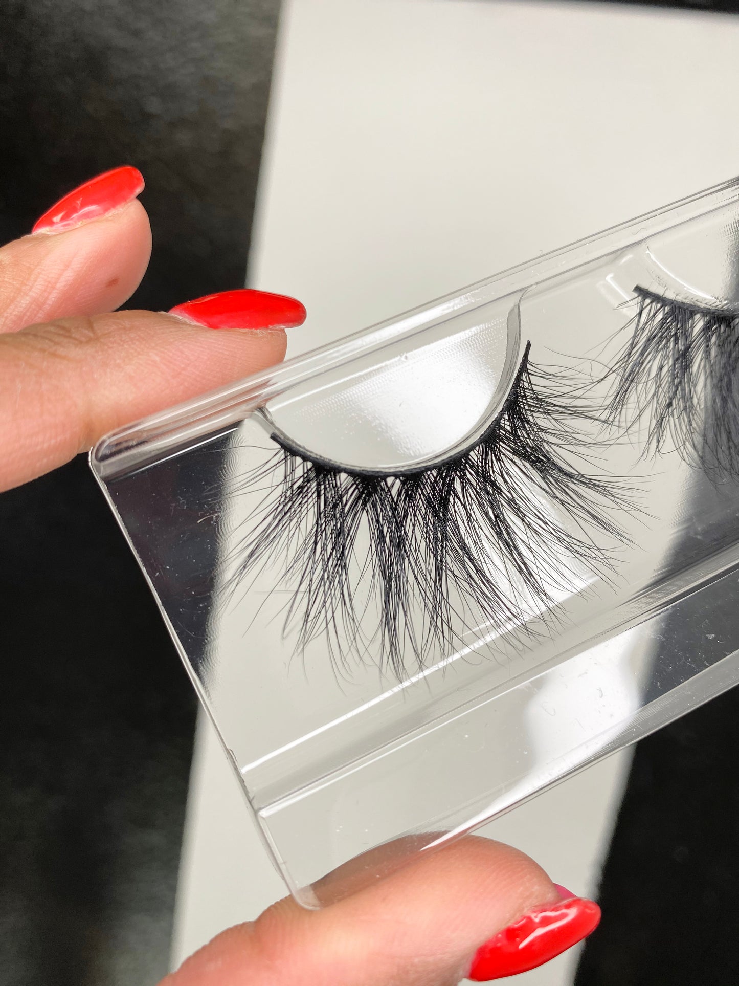GLAM MINKS  E88