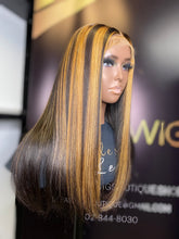 Load image into Gallery viewer, HD 4x4 LACE CLOSURE HIGHLIGHTS WIG
