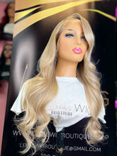 Load image into Gallery viewer, 22 INCH 613 BLONDE BEIGE HD FRONTAL LACE WIG
