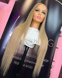 28 INCH BEIGE BLONDE HD FRONTAL LACE WIG